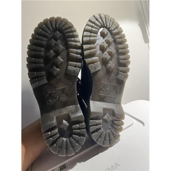 Dr. Martens Black Women's Shoes - Picture 3 of 12